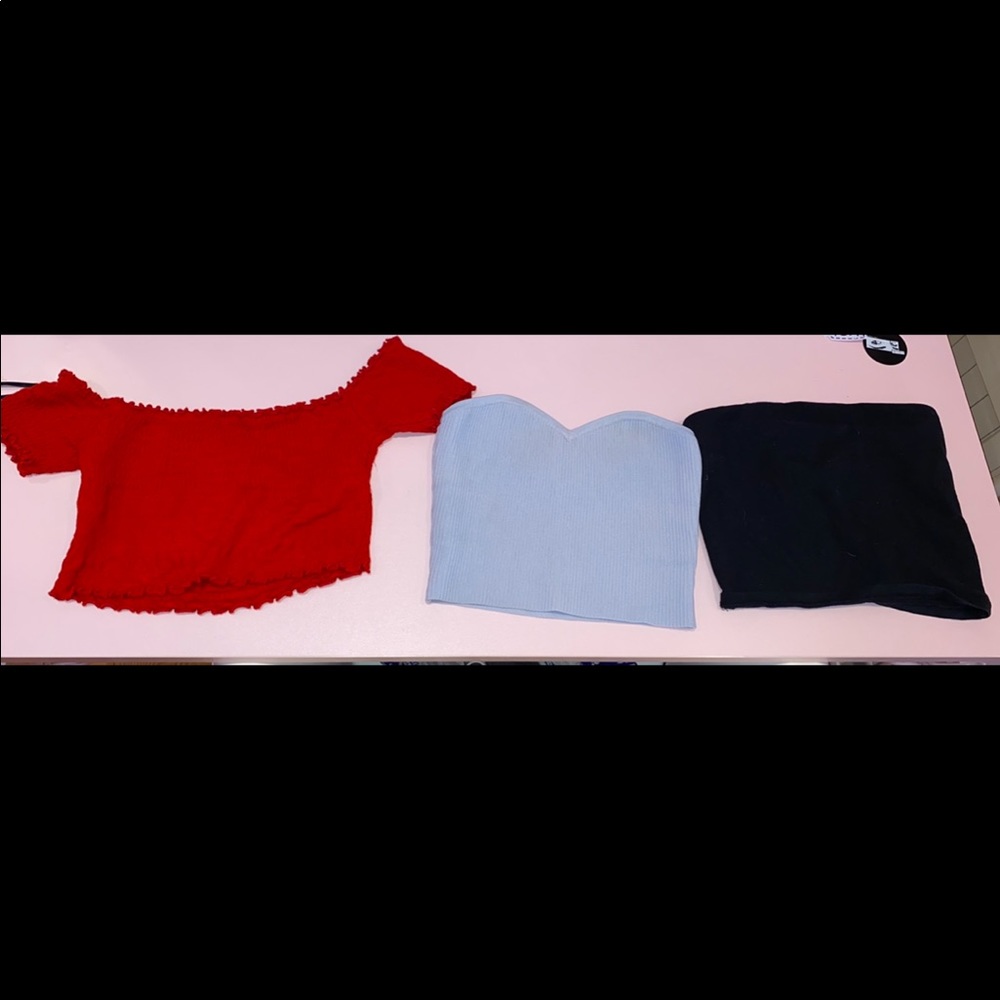 All 3 of these size S crop tops together